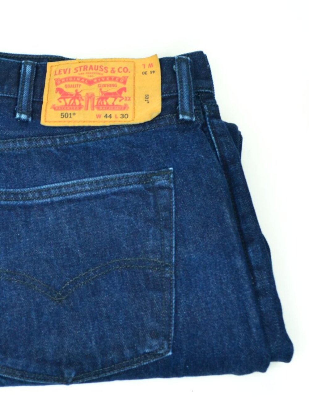 Levi's 501 Men's Size W44 L30 Blue Button Fly Classic Fit Denim Jeans